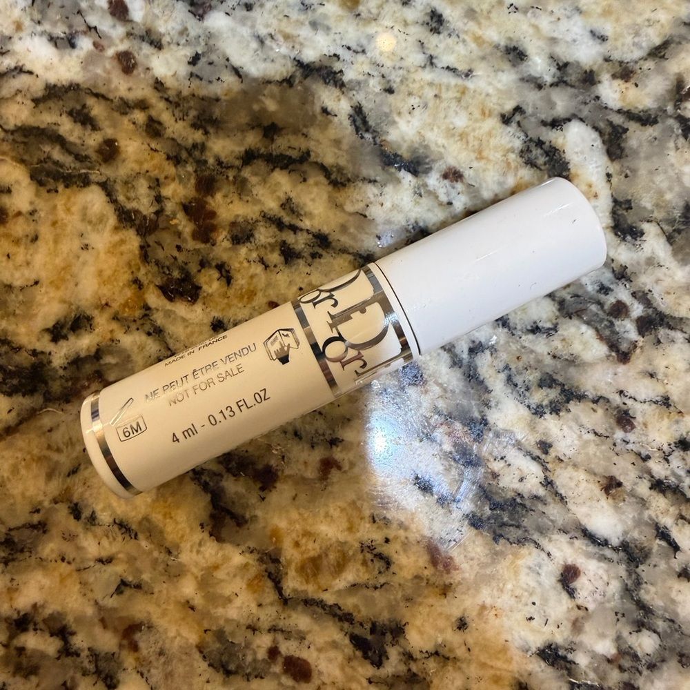 Diorshow maximizer 3D mascara lash primer serum